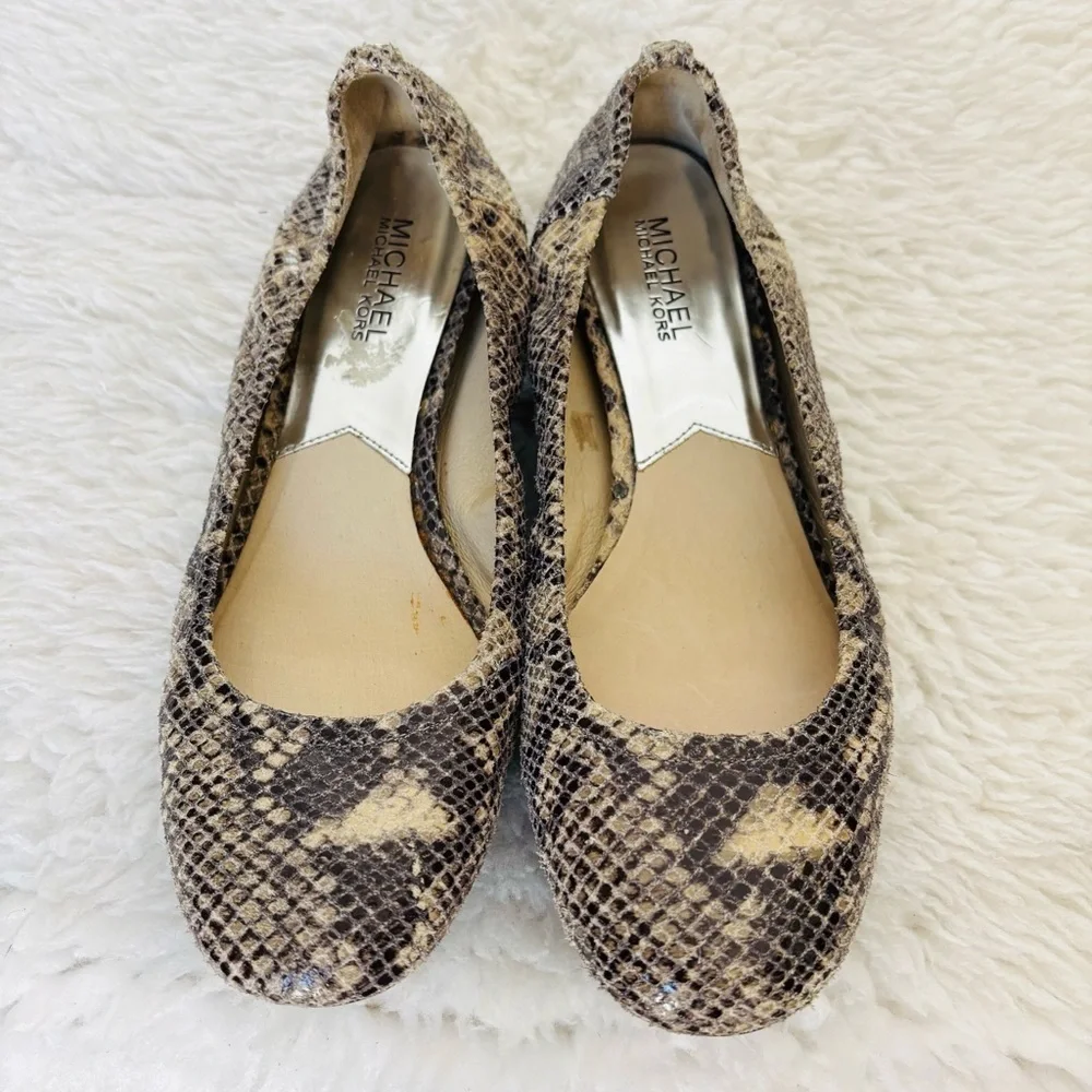 Michael Kors Beige/Gray/Black Snakeskin Flat Shoes size 8 M